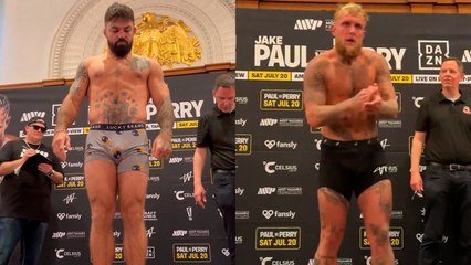 Jake Paul se desnuda para cumplir el peso previo a su pelea con Mike Perry