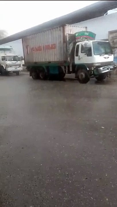 Karachi Rain Update
