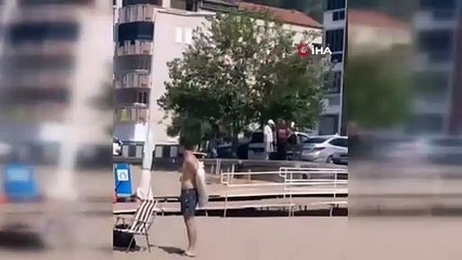 Bartın'da serinlemek için denize giren bir kişi boğularak hayatını kaybetti