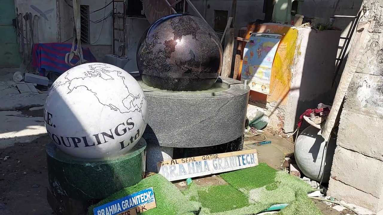 Fountain ball,Revolving ball fountain,spinning sphere fountain,rolling ball sculptures,water feature ball,garden water feature ball,landscape stone ball