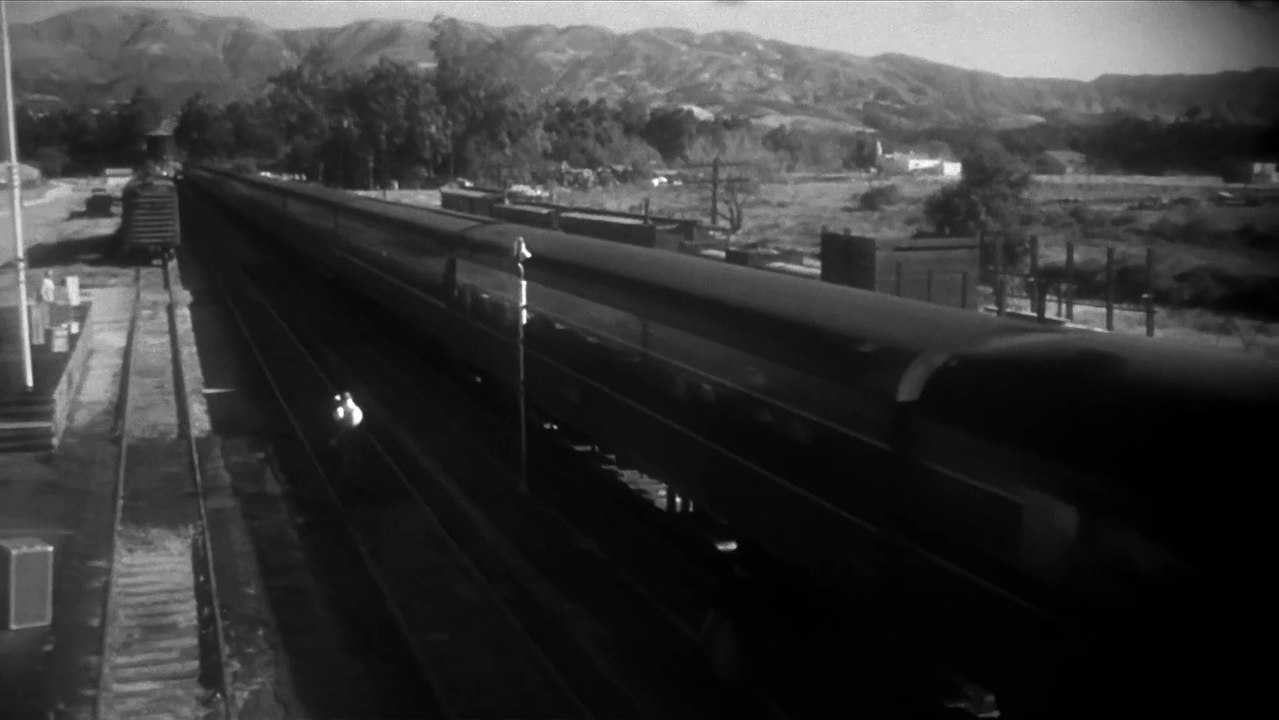 La Invasión de los Suplantadores 1956 Español Latino - Invasion Of The Body Snatchers - Relación Aspecto Original - 4k Remastered