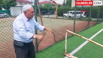 İhmal hayattan kopardı! 4 yaşındaki çocuk, devrilen kale direğinin altında can verdi