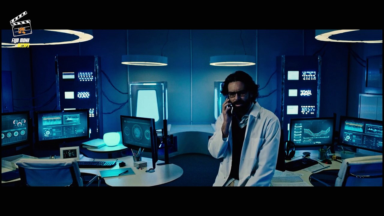 Beyond Reality: A Physicist's Risky Journey to Reunite with Her Lost Love!