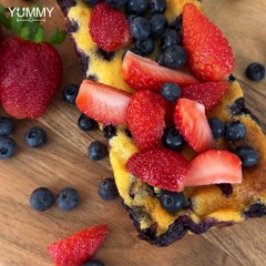 كيكة الزبادي مع البلوبيري