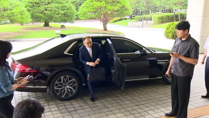 검찰총장은 몰랐다…밤 11시 보고 받아