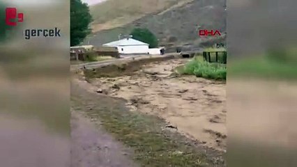 Van'da sel sonrası temizlik ve hasar tespiti