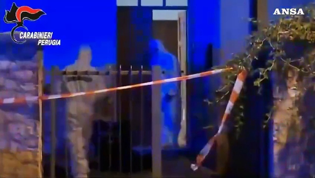 Spoleto, giovane ucciso a coltellate per strada: i rilievi sul luogo dell'omicidio