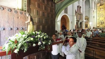 La procesión de La Magdalena recorre las calles de Valladolid