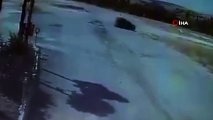 16 yaşındaki çocuk faciaya sebep oldu, feci kaza kamerada