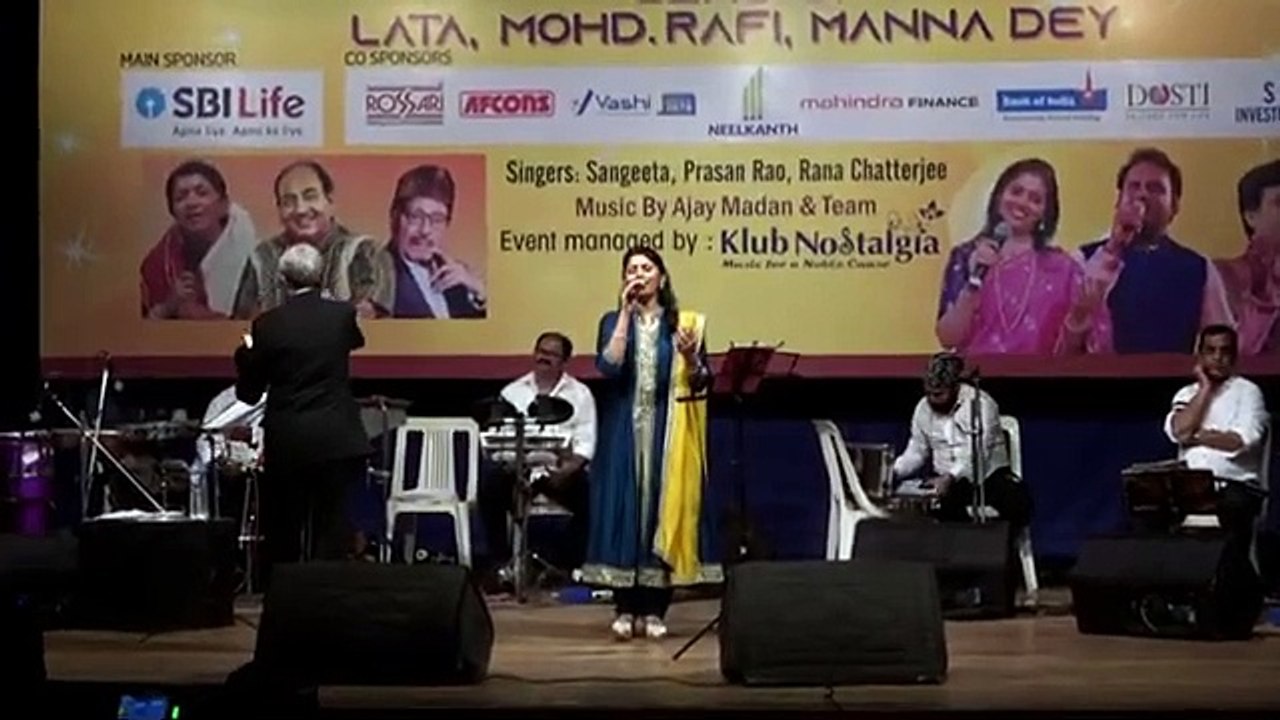 Ye Zindagi Usi Ki Jai | Sangeeta Melekar Live C...