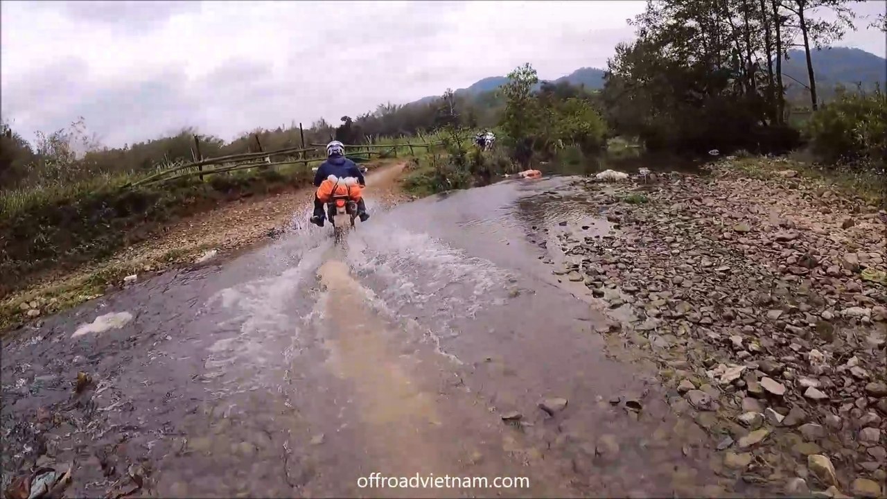 Vietnam Motorbike Tours - Motorcycling In A Small Group At Your Own Pace | OffroadVietnam.Com