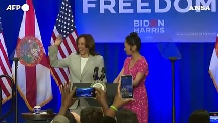 Biden si ritira e appoggia Kamala Harris per la corsa alla Casa Bianca