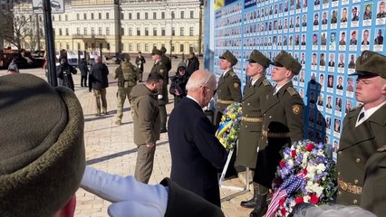 Joe Biden, o candidato derrotado pela pressão e pela idade