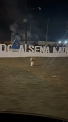Morador fazendo fogueira na rotatoria de sena madureira