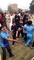 TIKTOK famous Dance :) For small Hight peoples :)