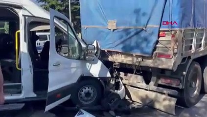 Gaziantep'te işçi servisleri çarpıştı