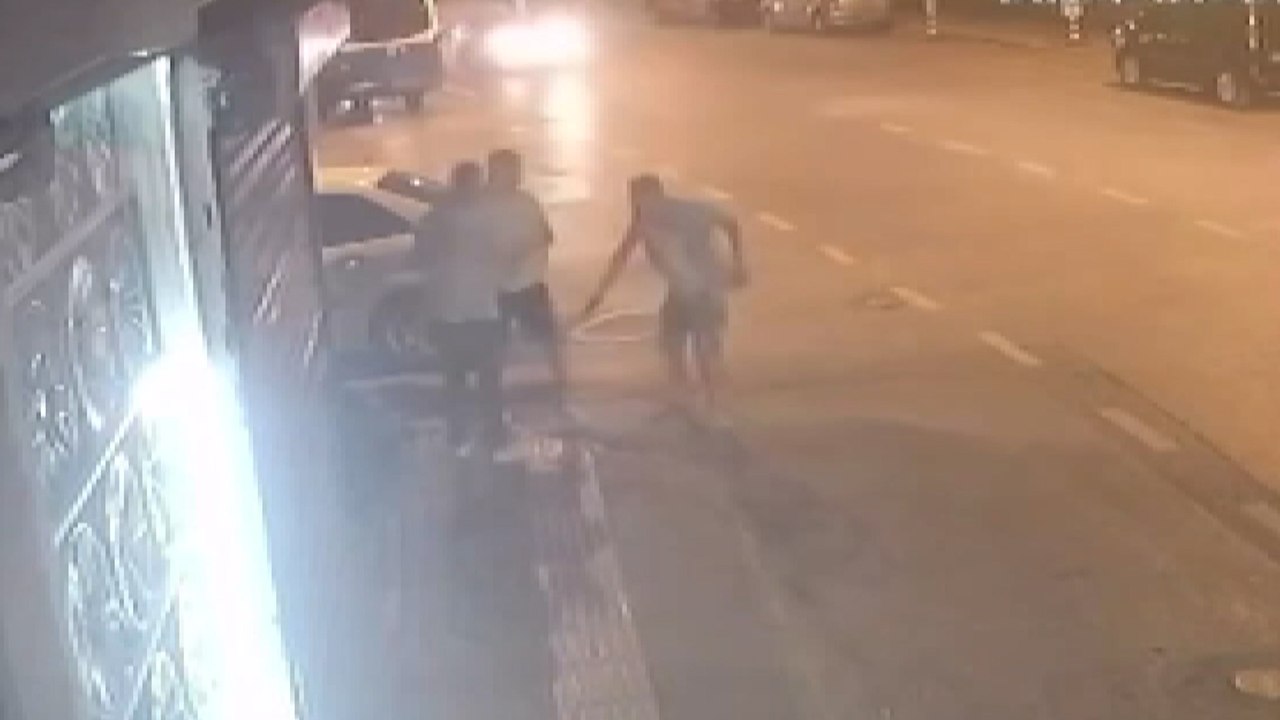 Kız arkadaş tartışmasında bacağından vuruldu