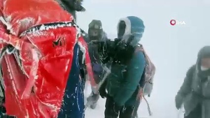 İki dağcı donarak hayatını kaybetti!