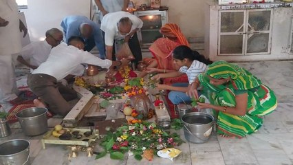हर-हर महादेव के जयकारों से गूंजे शिवालय