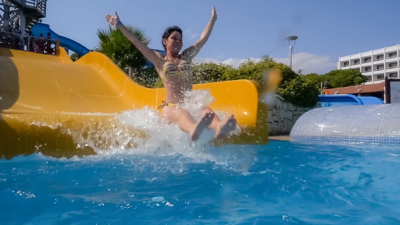 Fines for term time holidays are here to stay, says Education Sec