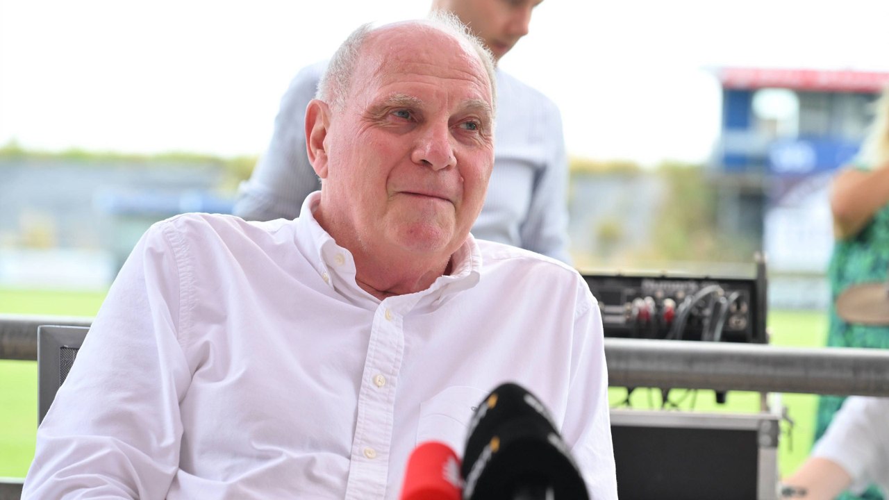 'Wird uns immer fehlen': Bei Beckenbauer übermannen Hoeneß die Emotionen