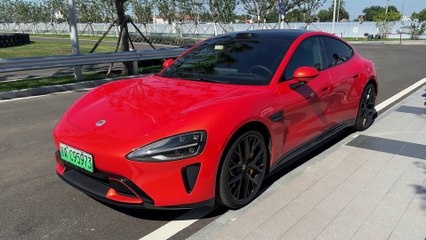 A bordo della SU7, la macchina di Xiaomi che batte la Porsche elettrica