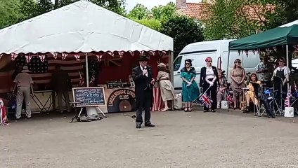 1940s weekend Lincoln