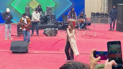 Aima Baig at PGC Lahore | Aima Baig live concert | Aima Baig Live show at Punjab College
