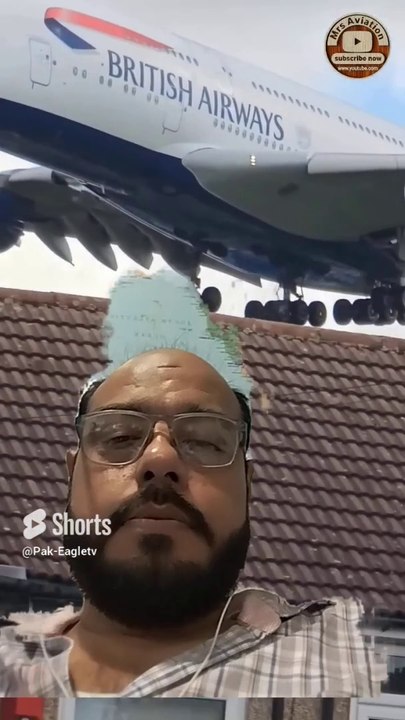 British Airways A380 Landing very closely