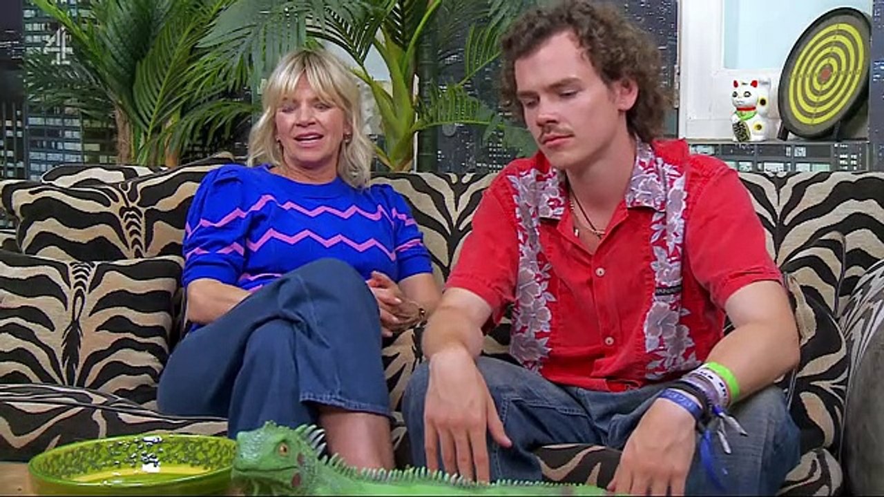 Celebrity.Gogglebox.S06E07