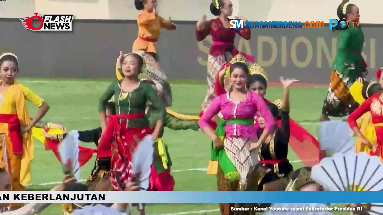 Presiden Jokowi dan Ibu Iriana Saksikan Laga Perdana Piala Presiden 2024