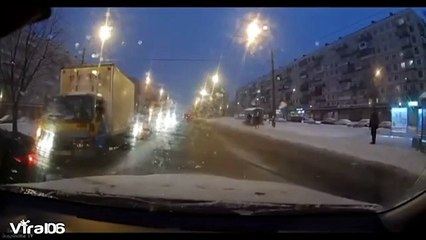 Funny Russian Car Crashes Compilation 