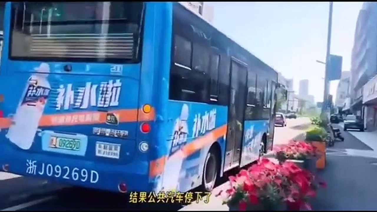 This Indian Female YouTuber CROSSED all Limits in China!, Emiway Diss Raftaar & Krsna, Dhruv...