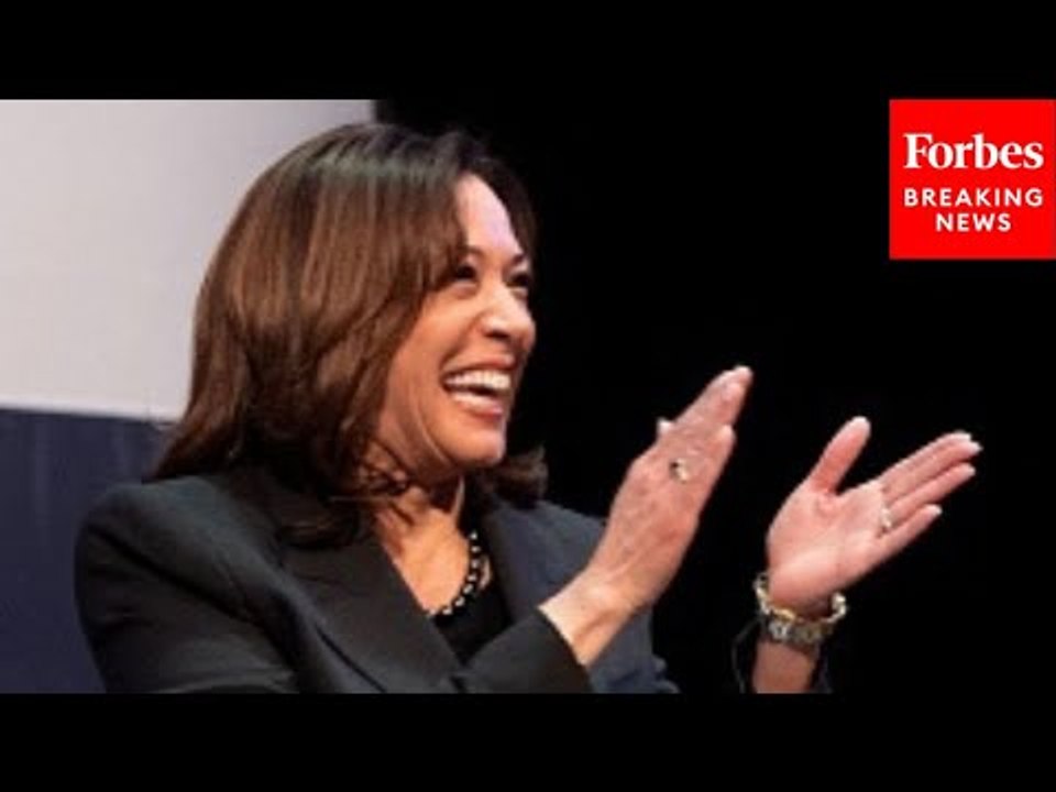JUST IN: Campaign HQ Erupts In Applause As Harris Arrives For First Time Since Biden’s Withdrawal