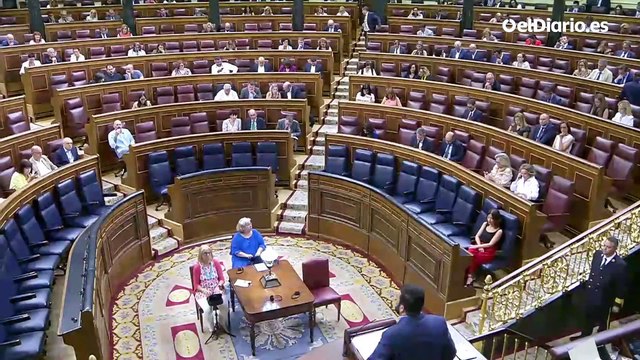 Jon Iñarritu (EH Bildu) señala las contradicciones del PP y emplaza al PSOE: No puede ser que un gobierno de izquierdas aplique las mismas políticas migratorias que un gobierno de derechas