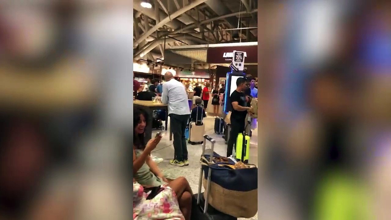 Cagliari, forti ritardi all'aeroporto: viaggiatori in attesa per ore