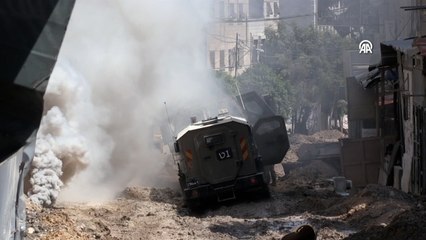 İsrail'den, Batı Şeria'nın Tulkerim kentine baskın!