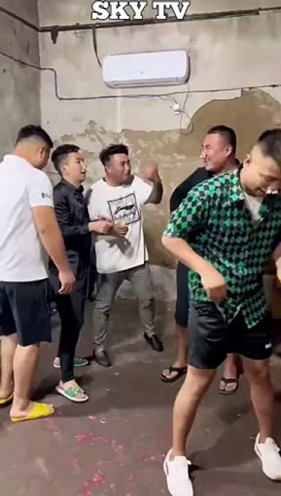 Chinese_Game_Challenge___Tension_free_karnewala_video___you_blow_you_loss_#funny_#comedy_#shorts(360p)