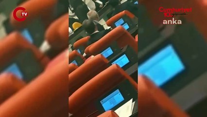Meclis'te 'hırsızsınız' kavgası: AKP'liler DEM Parti milletvekiline saldırdı