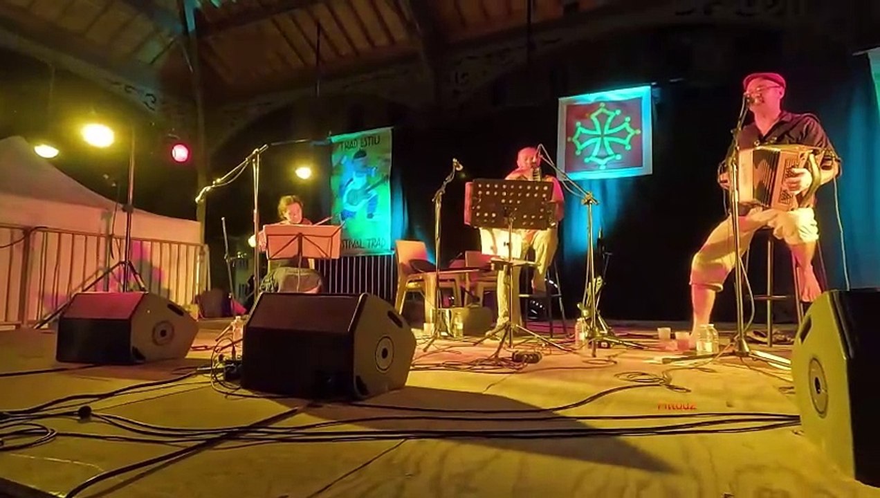Chanter et danser occitan au festival Trad’Esti