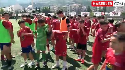 Antrenmanda sıcak havaya karşı hortumlu serinleme