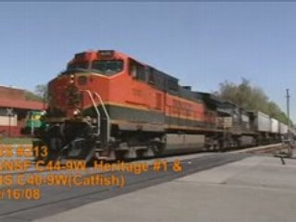 NS #213 With a BNSF Heritage #1