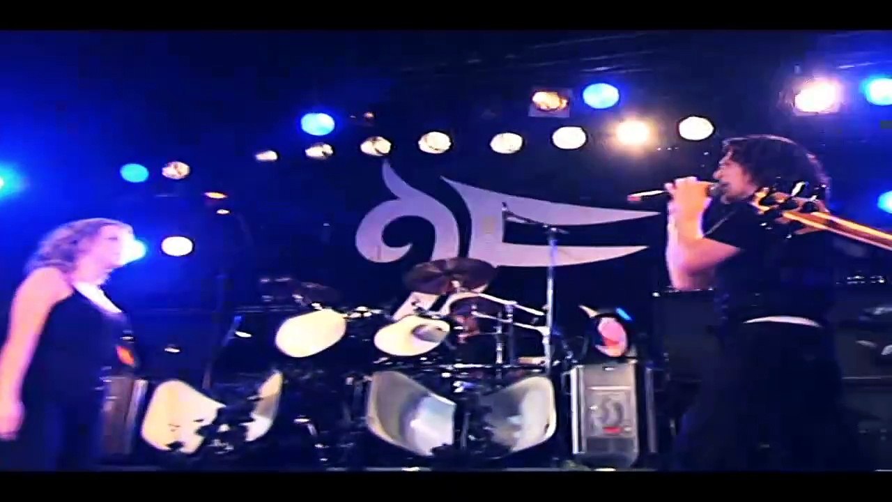 LAFEE –LIVE– — LASS MICH FREI