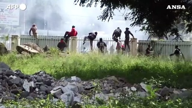 Nuove proteste in Kenya, un dimostrante morto e diversi feriti