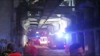Dos muertos y 13 heridos por el derrumbe de un balcón en Nápoles