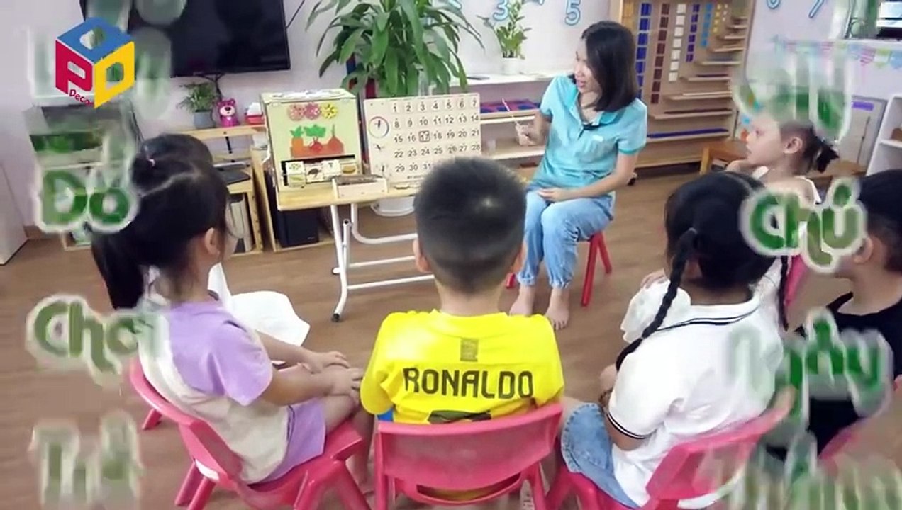 Instructions for children to play educational toys - Date board