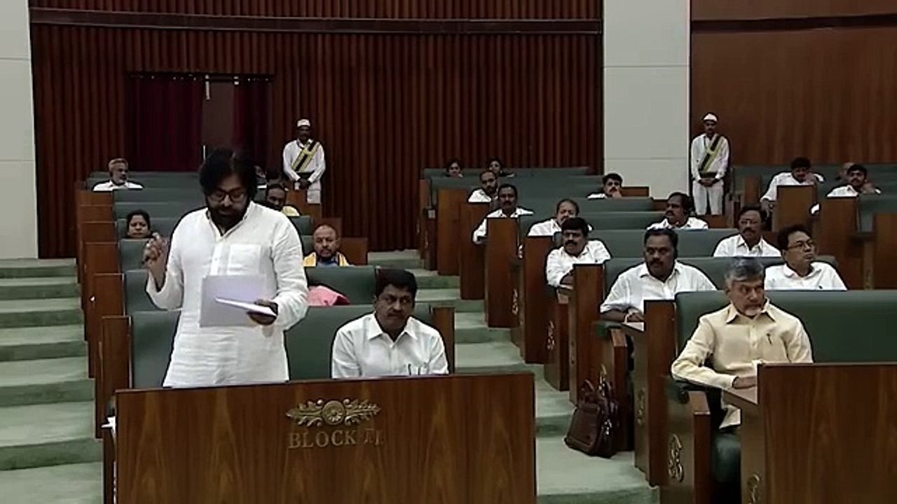 Pawan Kalyan VS Chandrababu Serious Discussion About 15000 Crores Union Budget | Friday Culture