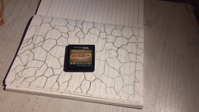 J'ai essayé de déposer Pokemon HG sur mon bloc-notes.