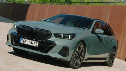 BMW i5 eDrive40 Touring Design Preview