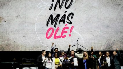 Gustavo Petro: "Si disfrutamos matando toros, nos divertimos matando seres humanos"